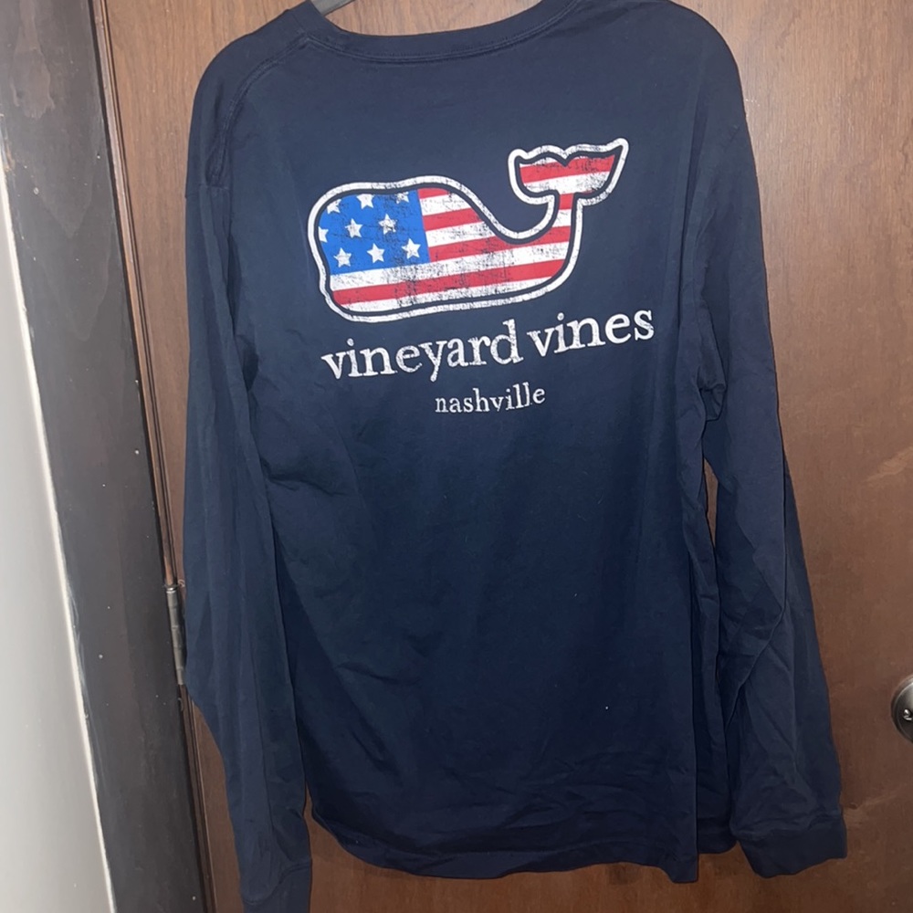 Vineyard Vines Nashville long sleeve tee Sz Medium 🇺🇸